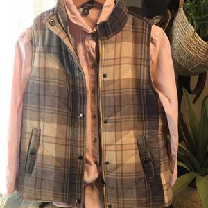 Eddie Bauer Button Up